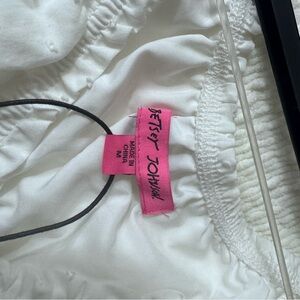 Betsey Johnson Elegant White Maxi Dress